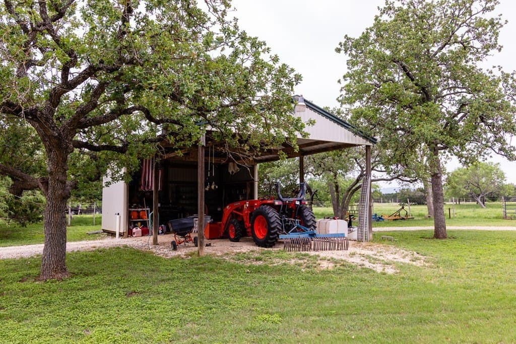 50 acres in Bandera County - photo 38