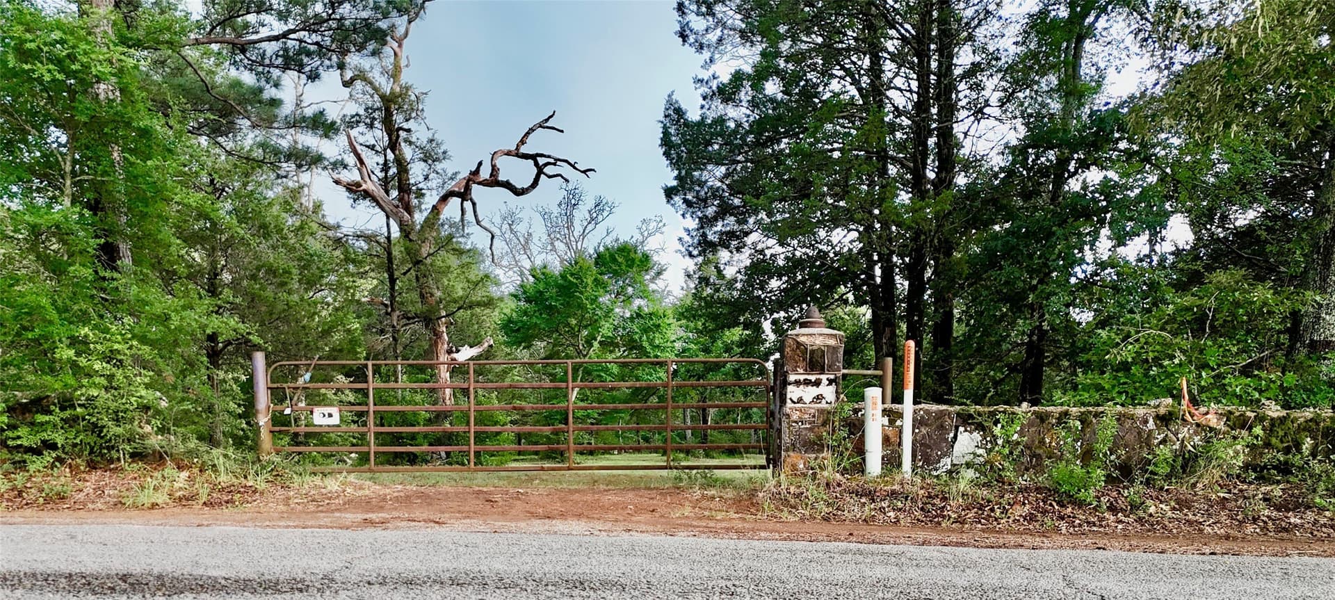10.02 acres in Henderson County
