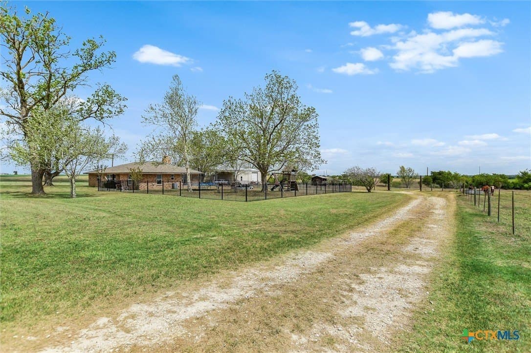 11 acres in Williamson County - photo 3