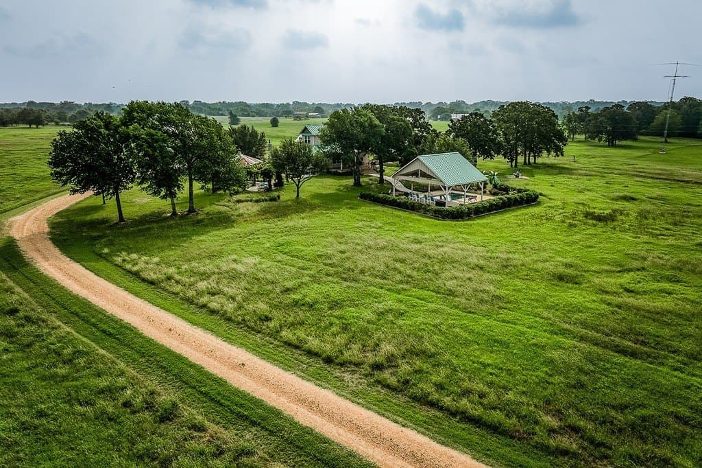 11 acres in Fayette County gallery image 4