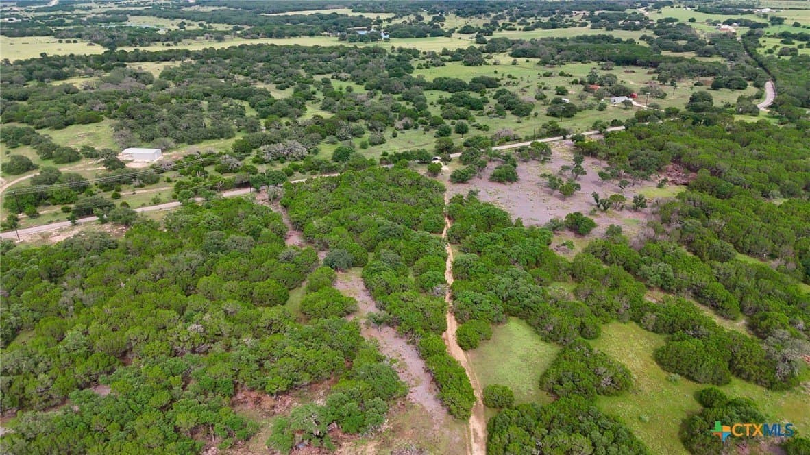 5 acres in Burnet County