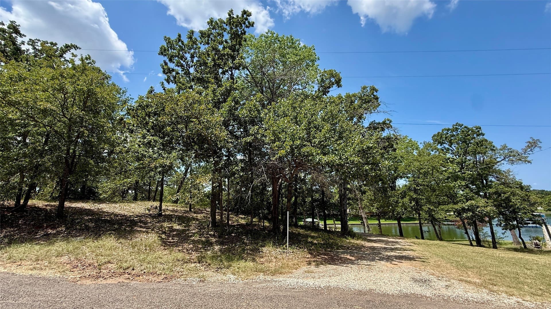 0.99 acres in Freestone County - photo 10
