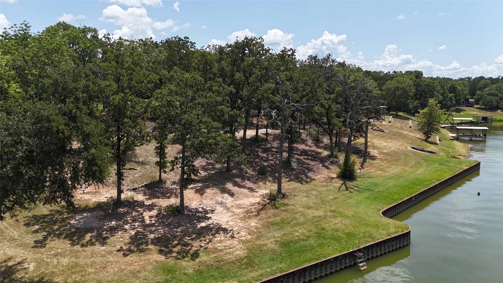 0.99 acres in Freestone County - photo 8