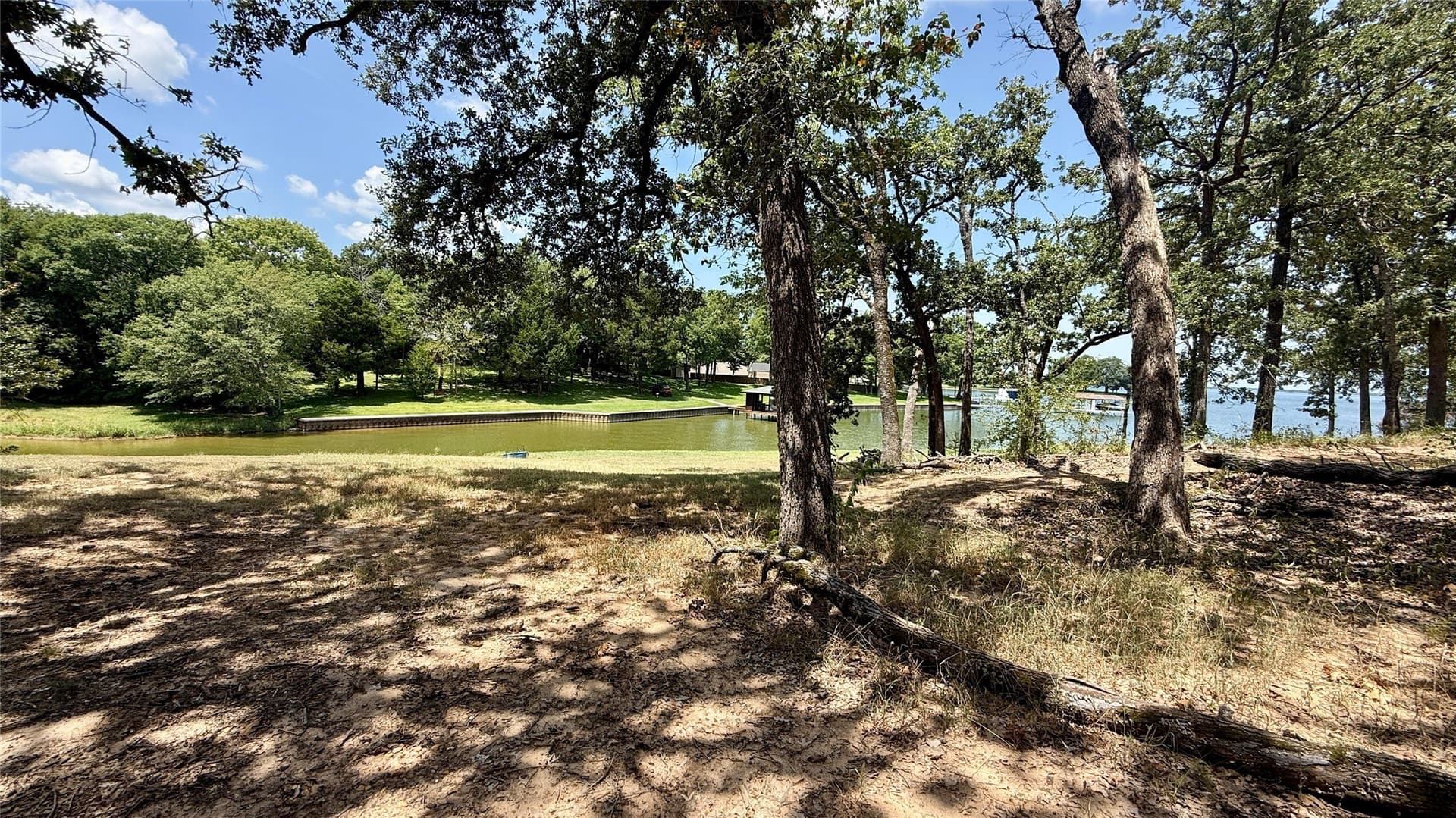 0.99 acres in Freestone County - photo 31