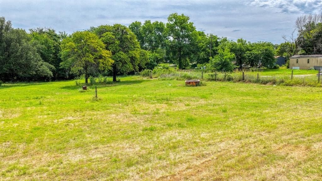 0.8 acres in Parker County gallery image 4