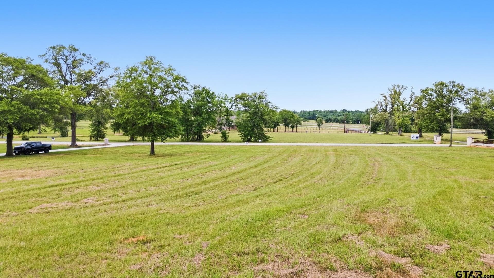 1.36 acres in Smith County - photo 6