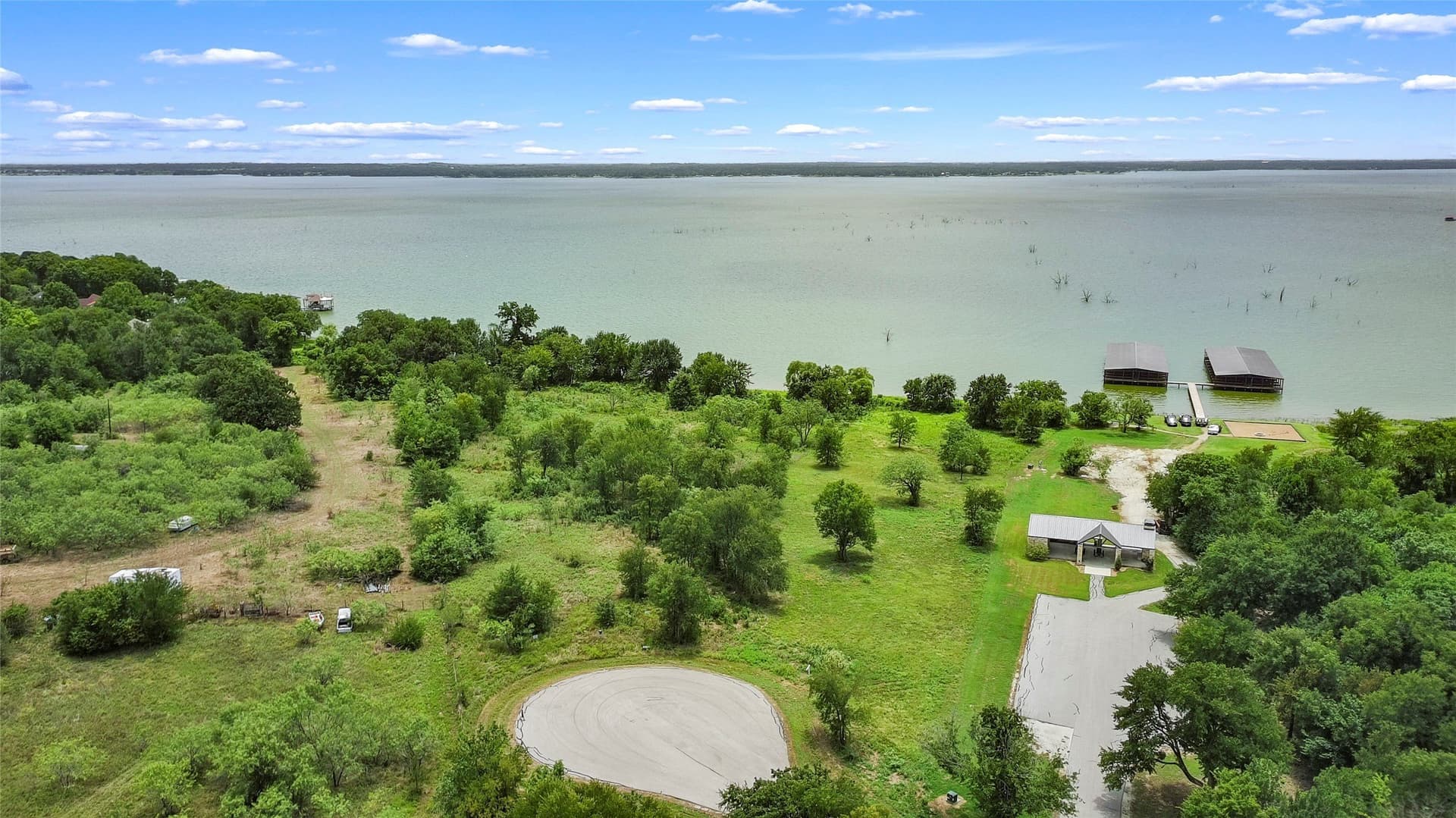 2.25 acres in Navarro County gallery image 4