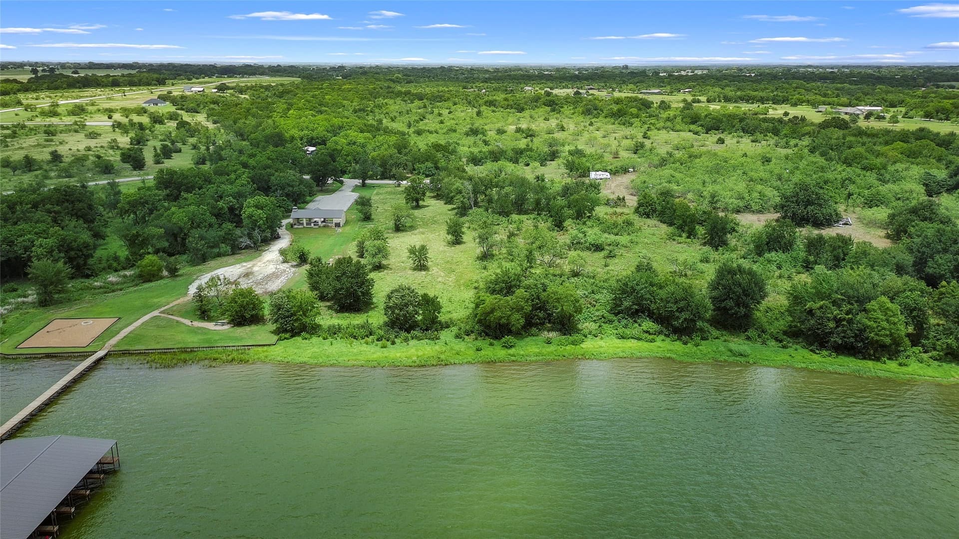 2.25 acres in Navarro County