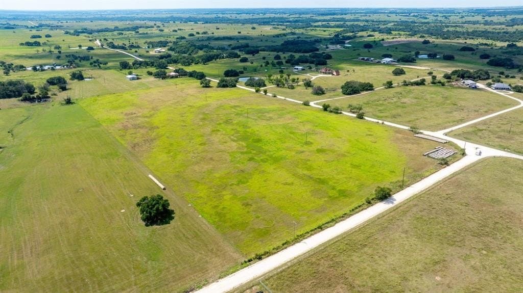 10.73 acres in Erath County gallery image 4