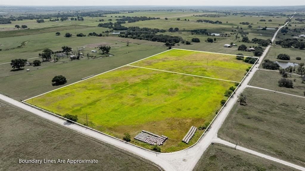 10.73 acres in Erath County