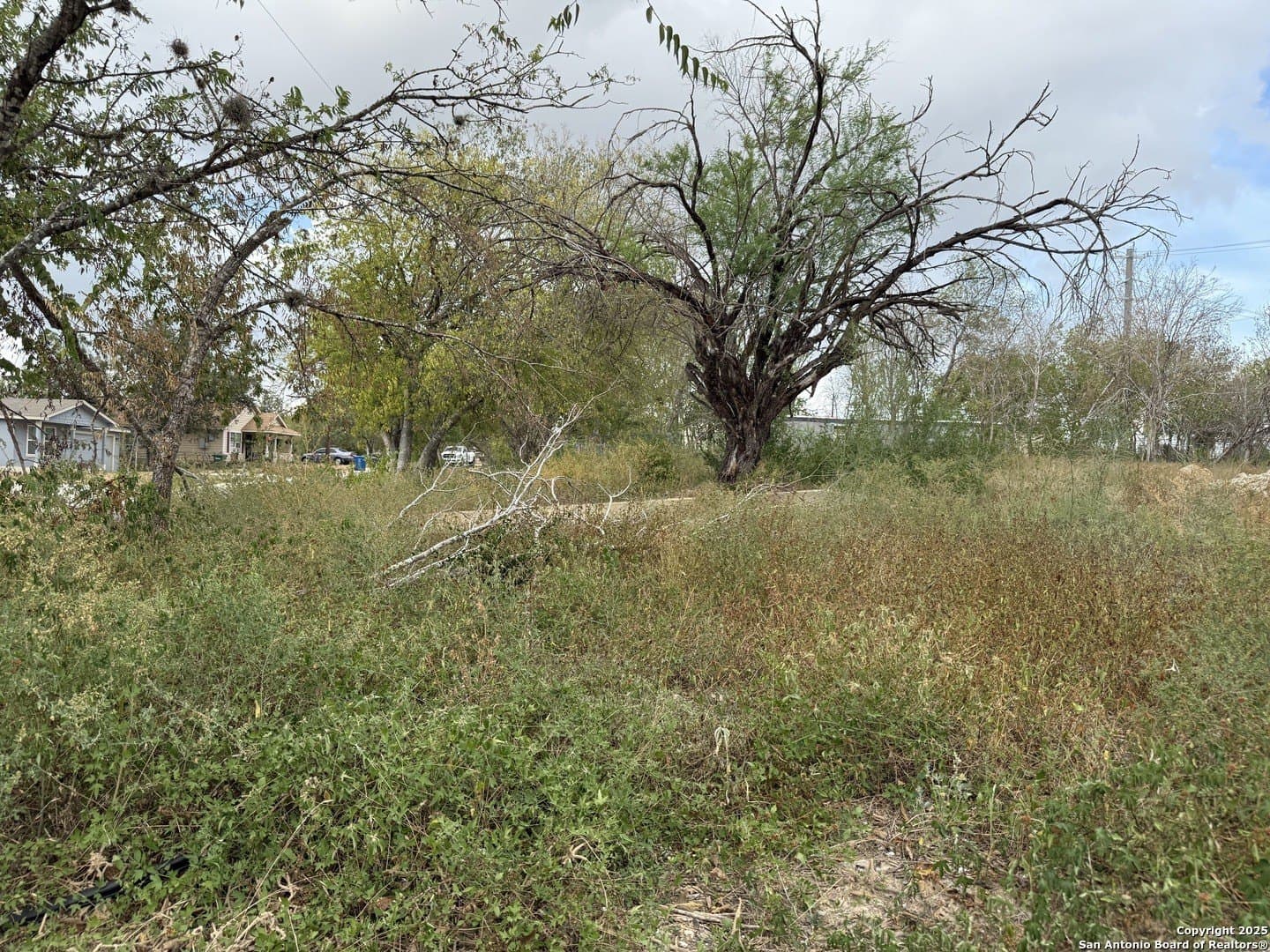 0.14 acres in Bexar County gallery image 3