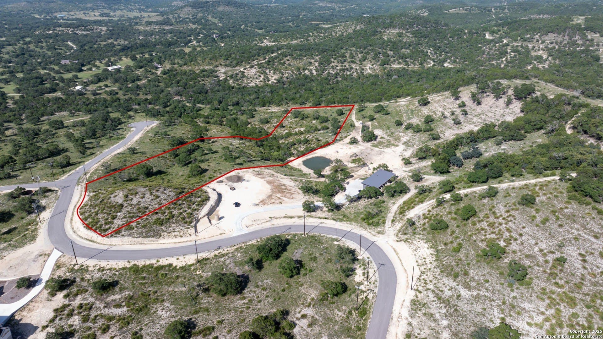 6.01 acres in Bandera County gallery image 3