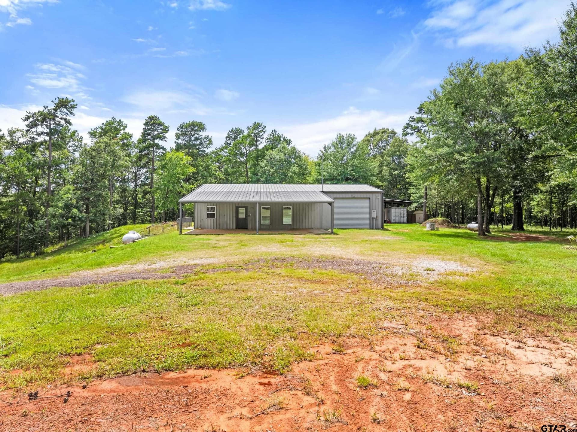 20.8 acres in Smith County gallery image 3