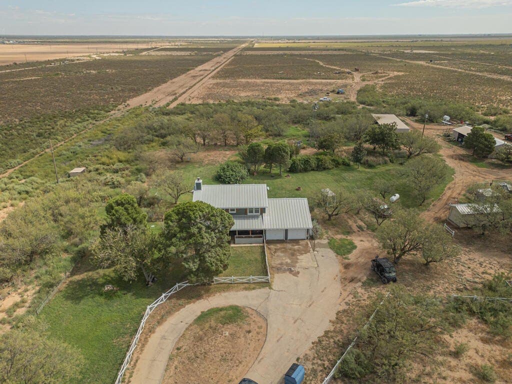 42.91 acres in Midland County - photo 44