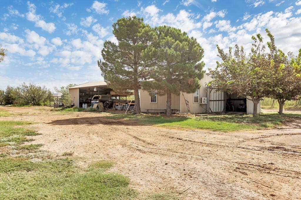 42.91 acres in Midland County - photo 45
