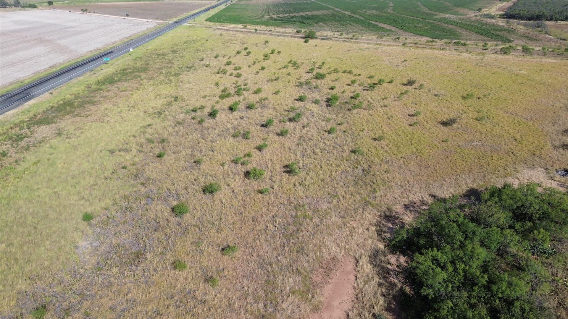 13.48 acres in Runnels County - photo 3