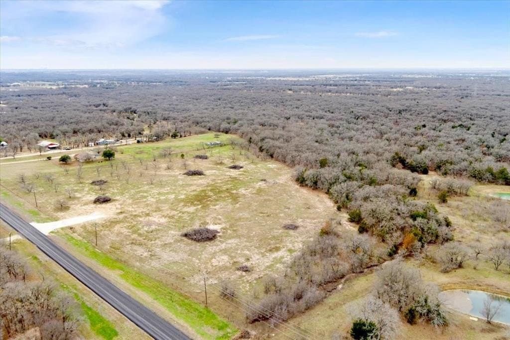 10 acres in McLennan County gallery image 2