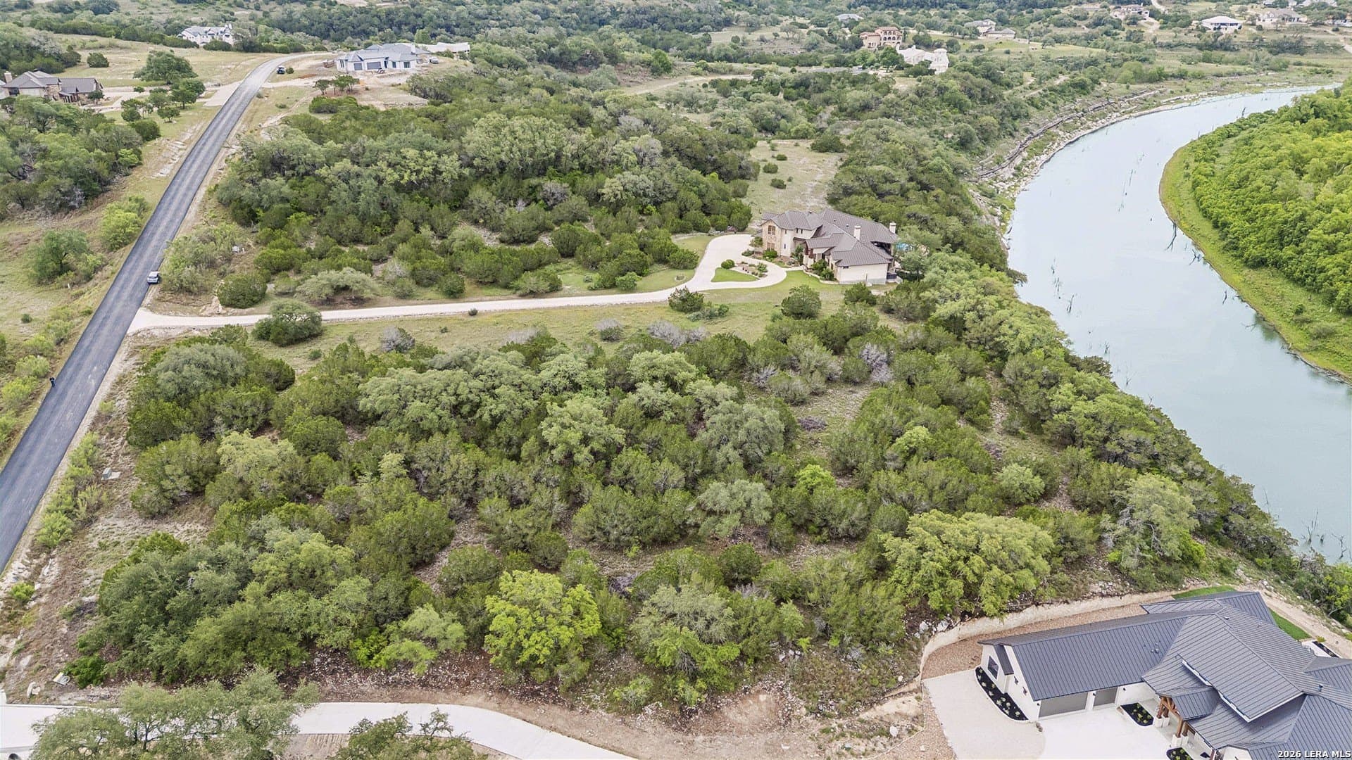 1.56 acres in Comal County gallery image 3