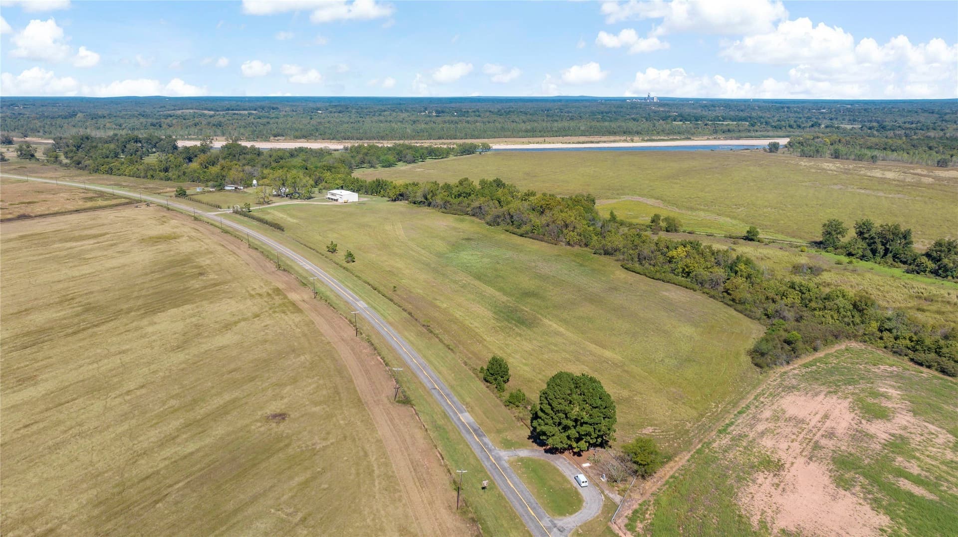 1,270 acres in Red River (TX) County - photo 11