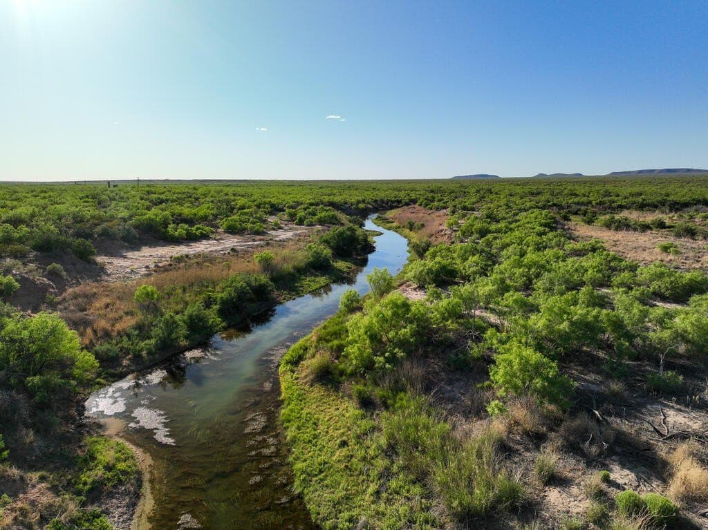 644 acres in Pecos County - photo 4