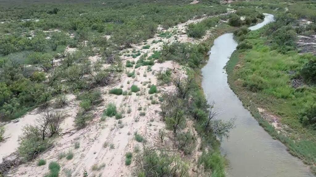 644 acres in Pecos County - photo 3