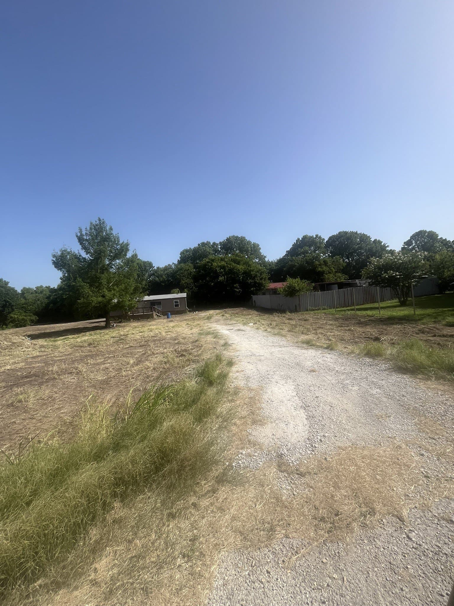 1.06 acres in Parker County gallery image 3