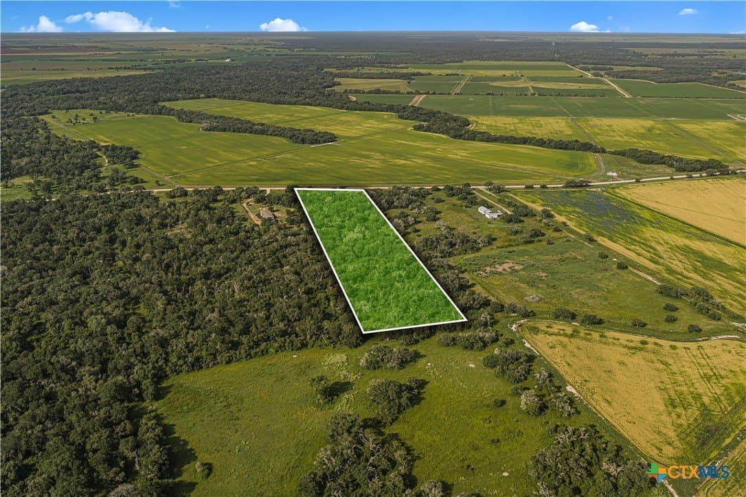 6 acres in Wharton County gallery image 2
