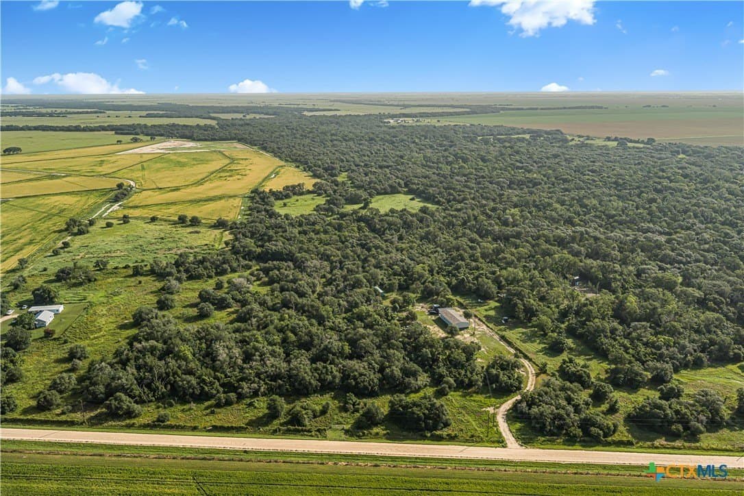 6 acres in Wharton County - photo 10