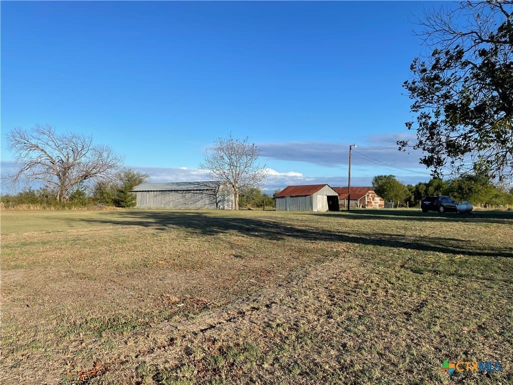 57 acres in Falls County - photo 4