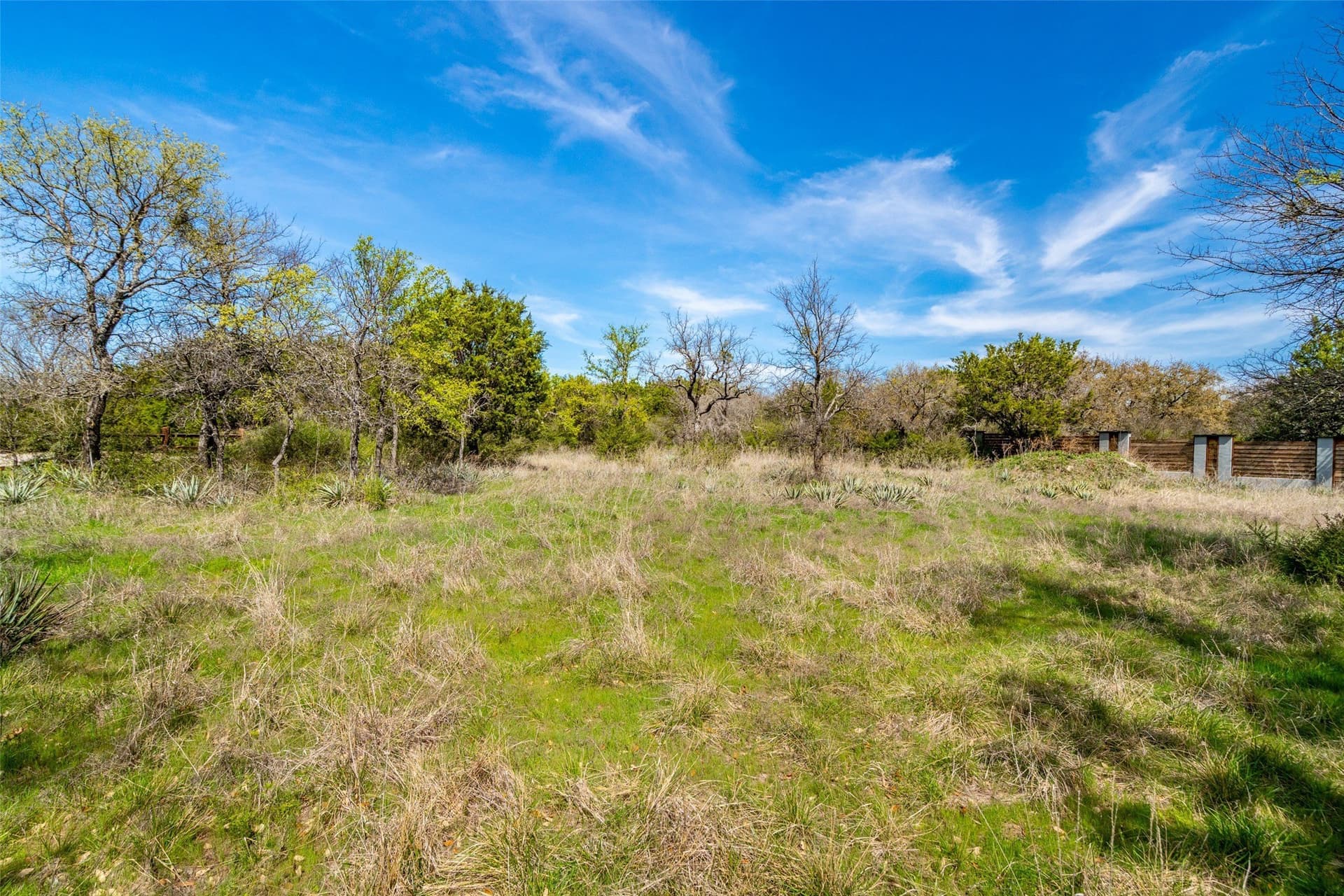 1.31 acres in Tarrant County - photo 6