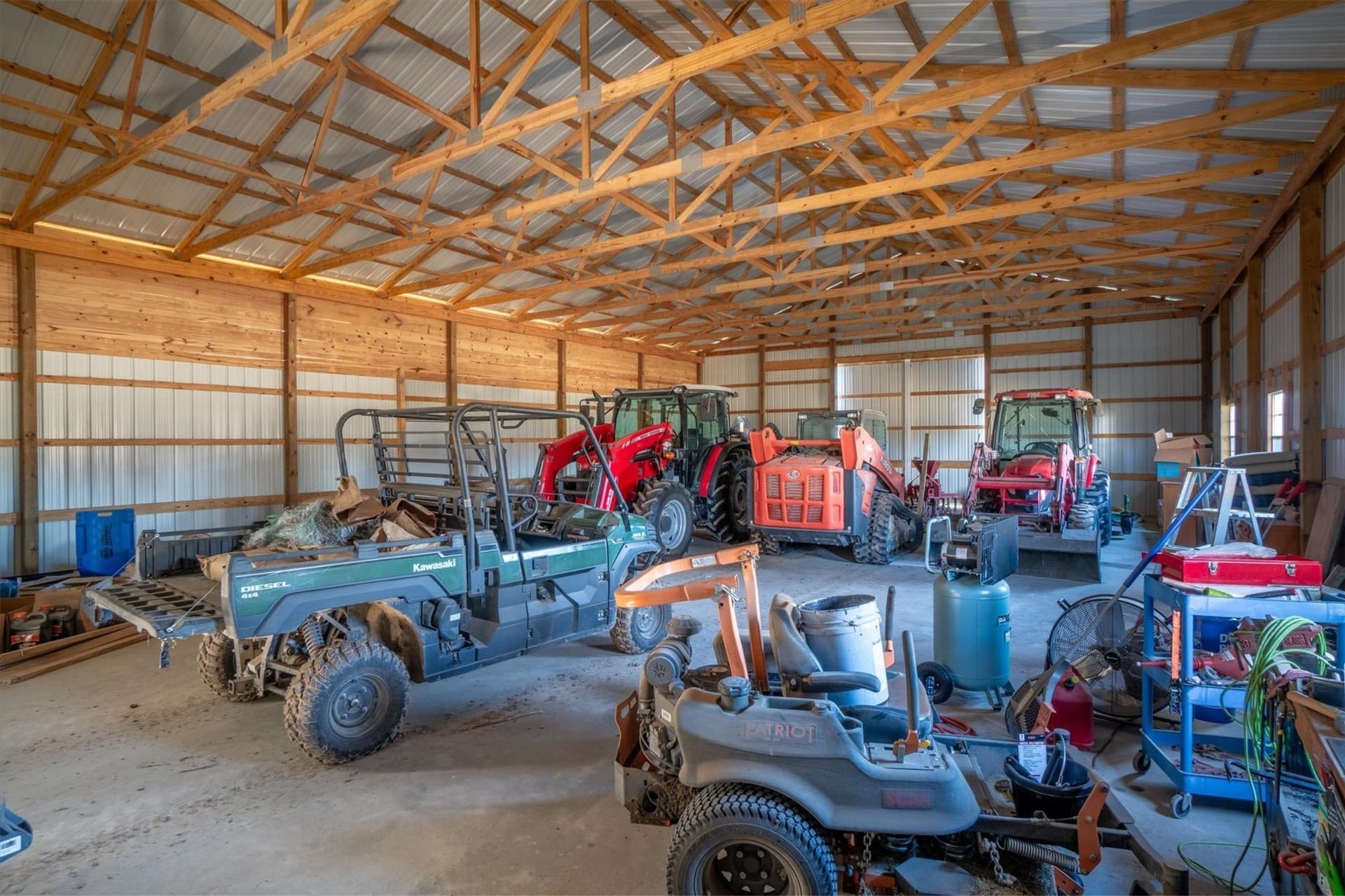 97.27 acres in Henderson County - photo 32