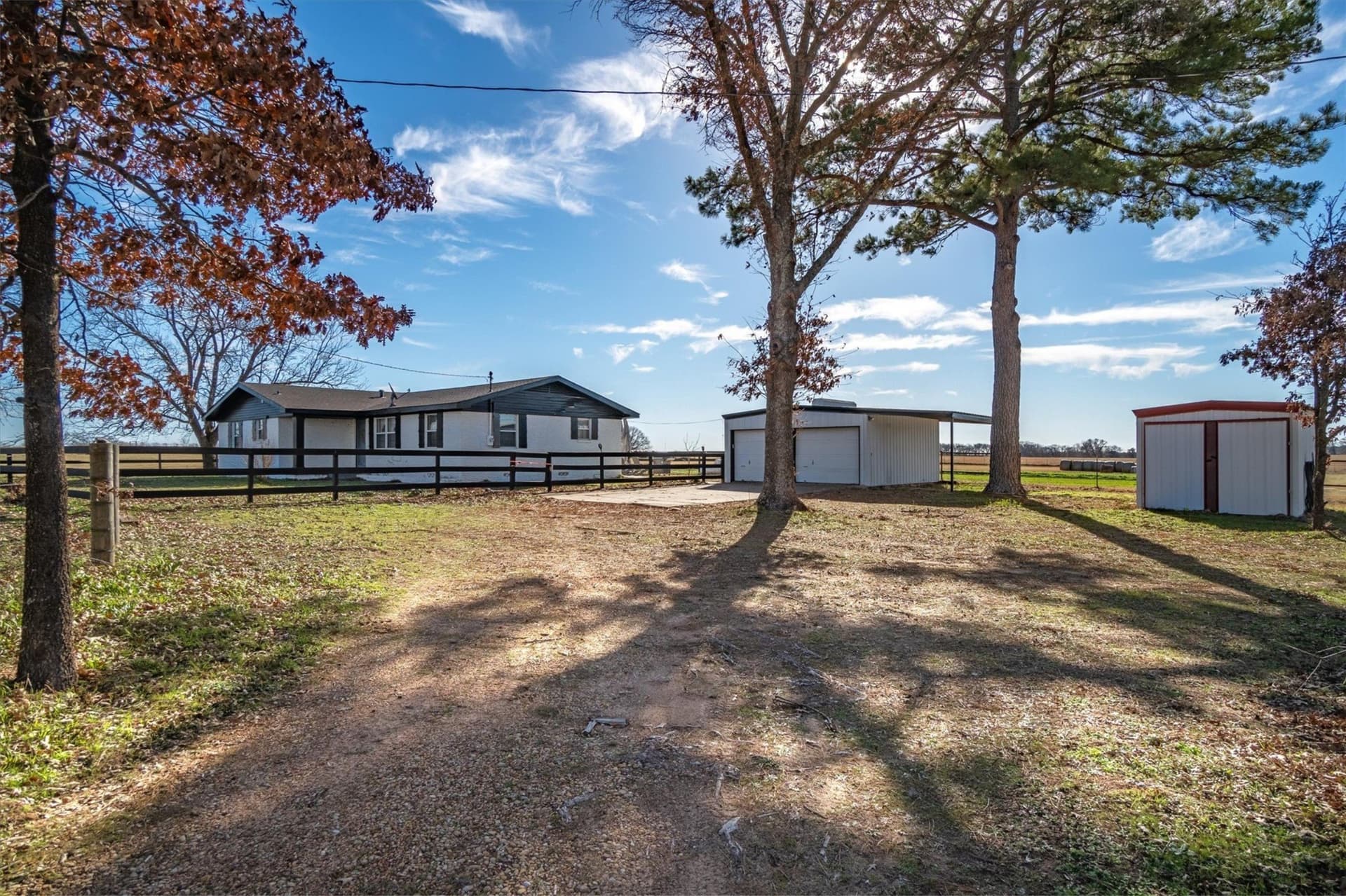 97.27 acres in Henderson County - photo 2