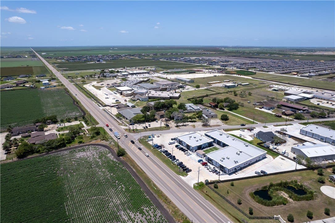 87,120 acres in Nueces County - photo 17