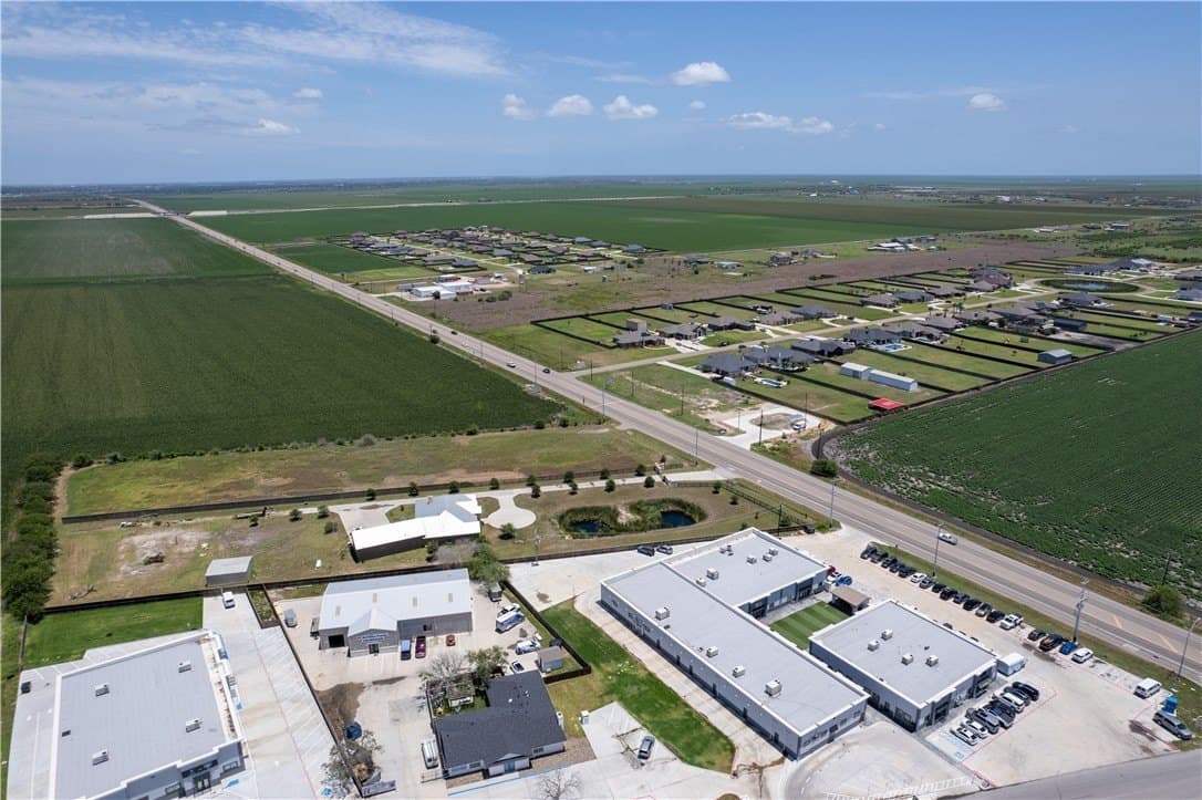 87,120 acres in Nueces County - photo 18