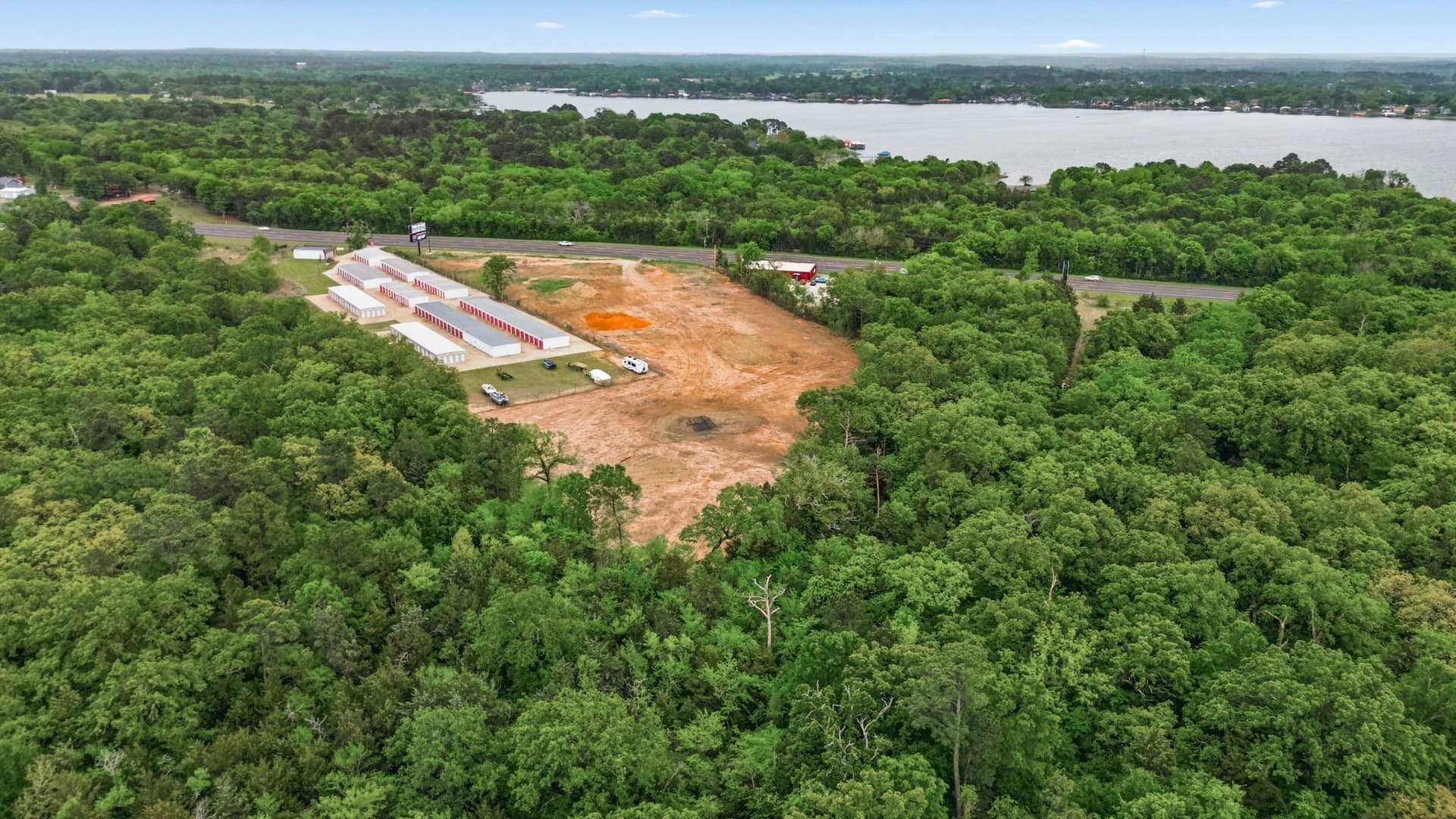 4.98 acres in Smith County gallery image 2