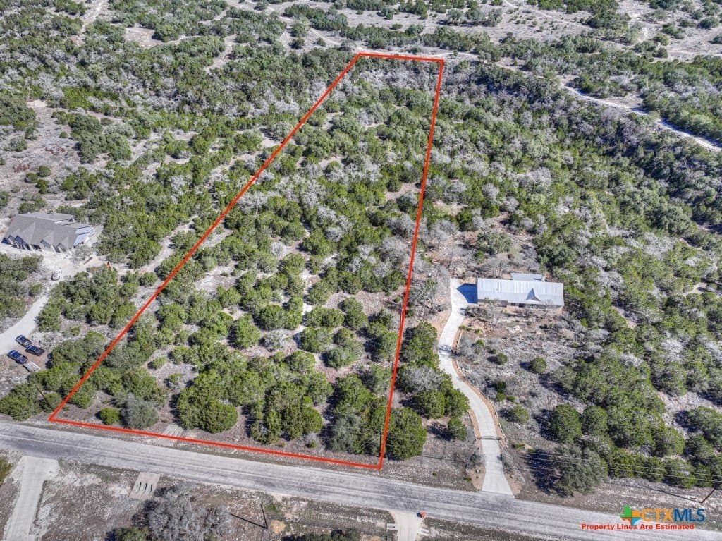 5.08 acres in Comal County - photo 13