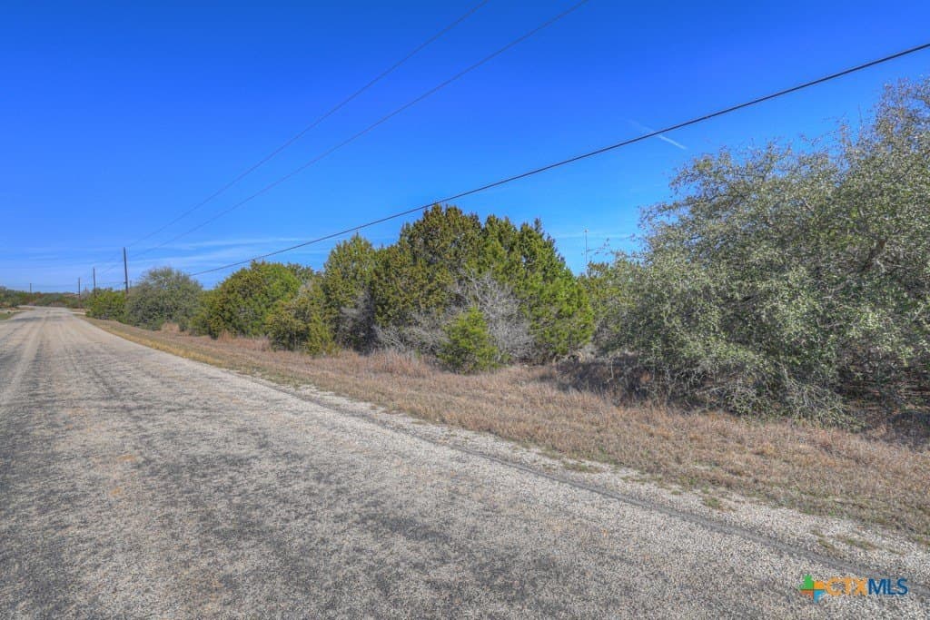 5.08 acres in Comal County - photo 6