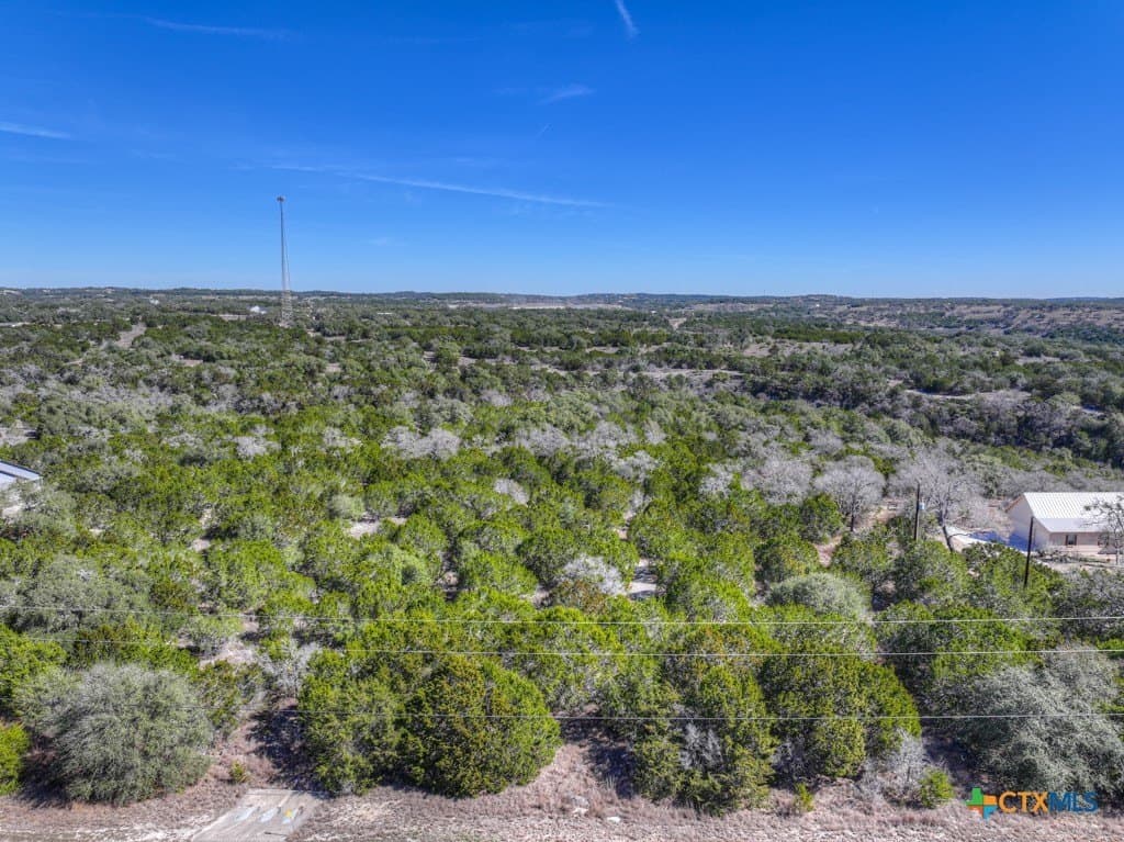 5.08 acres in Comal County - photo 8
