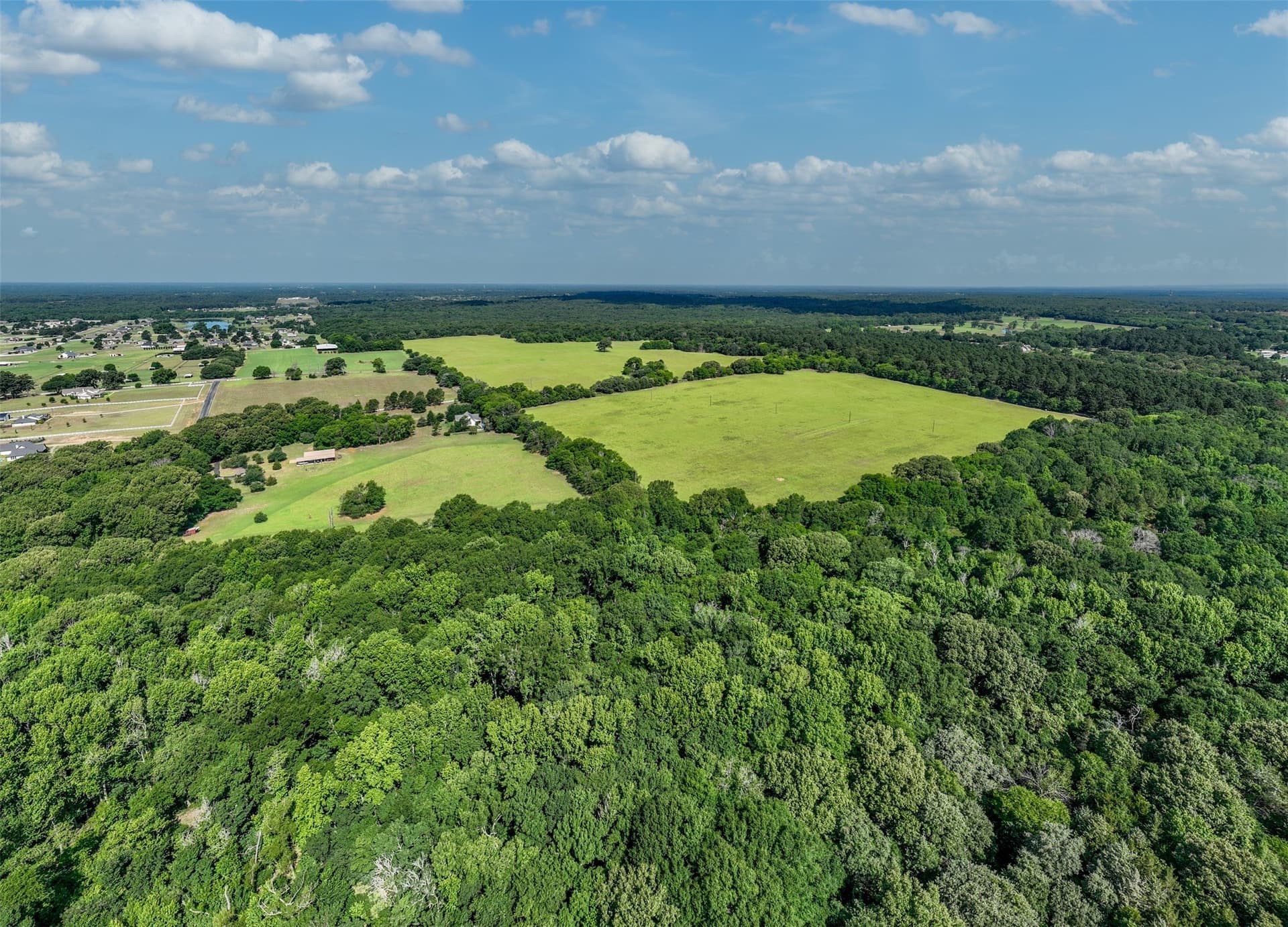 402 acres in Smith County gallery image 4
