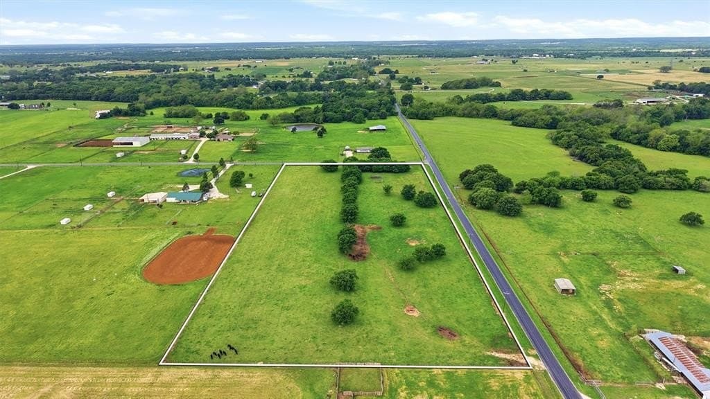10.5 acres in Grayson County featured view