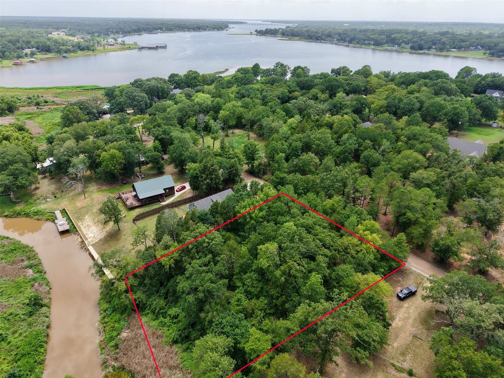 0.62 acres in Henderson County - photo 3