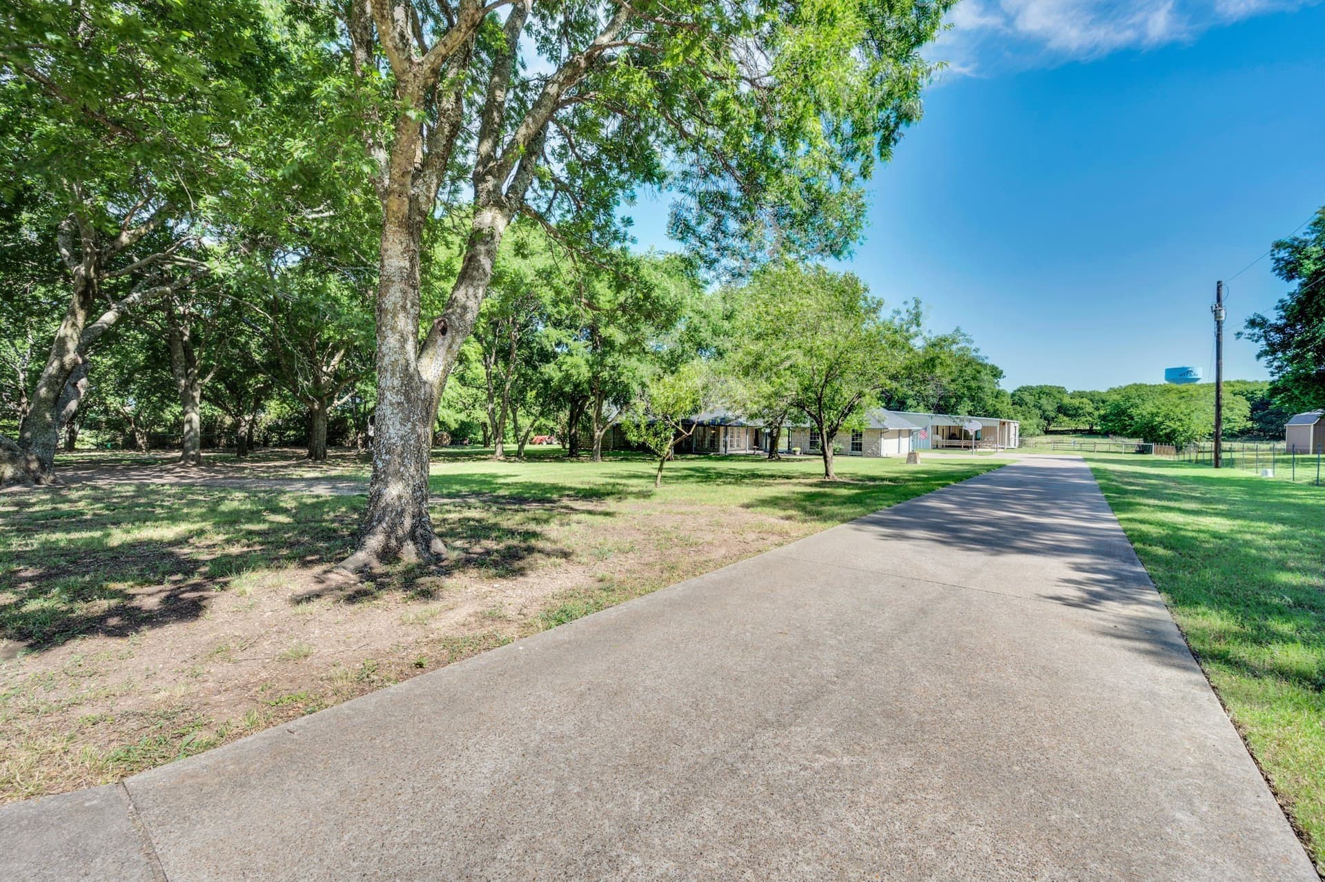 10.12 acres in Ellis County - photo 6