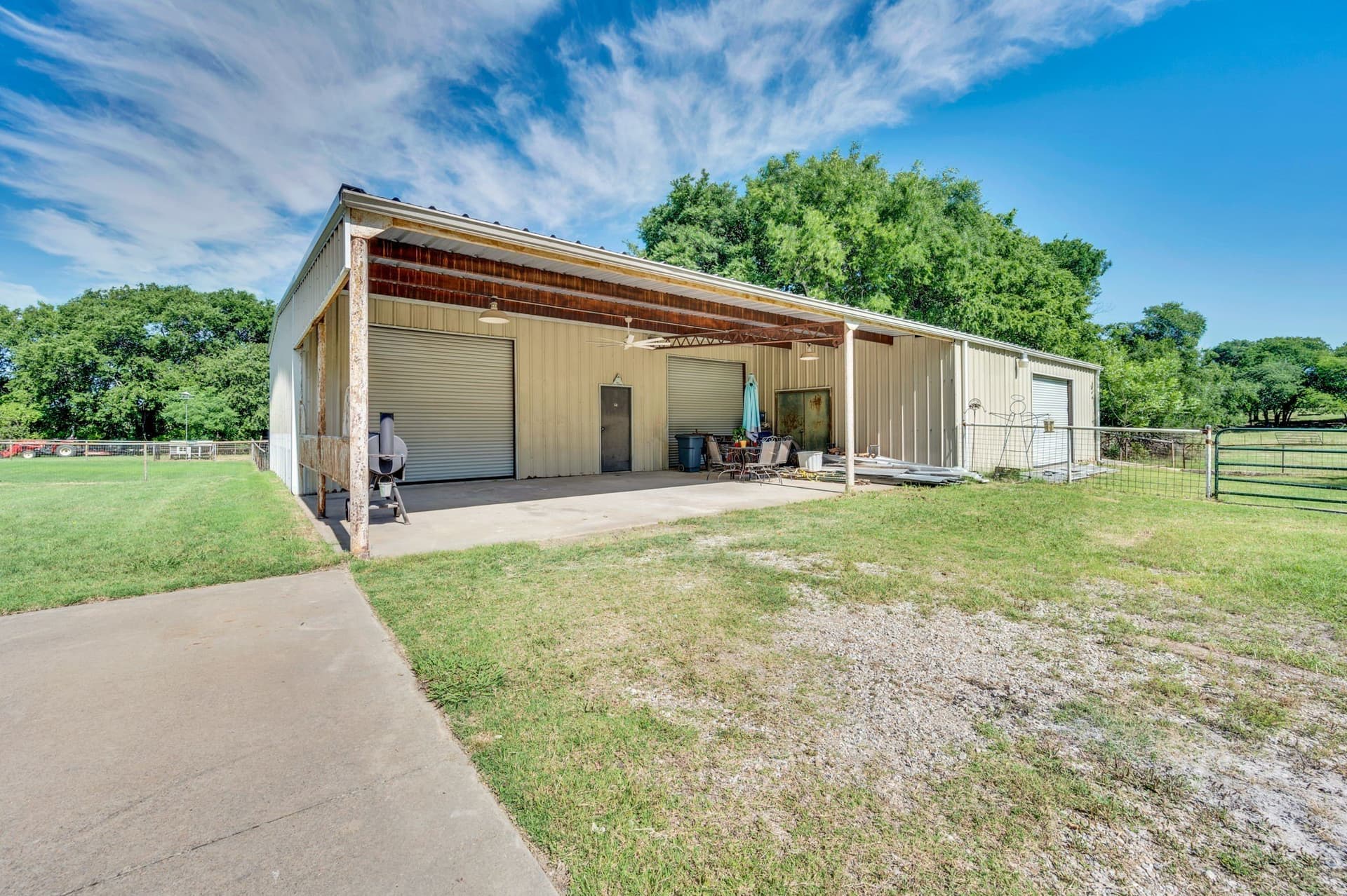 10.12 acres in Ellis County featured view