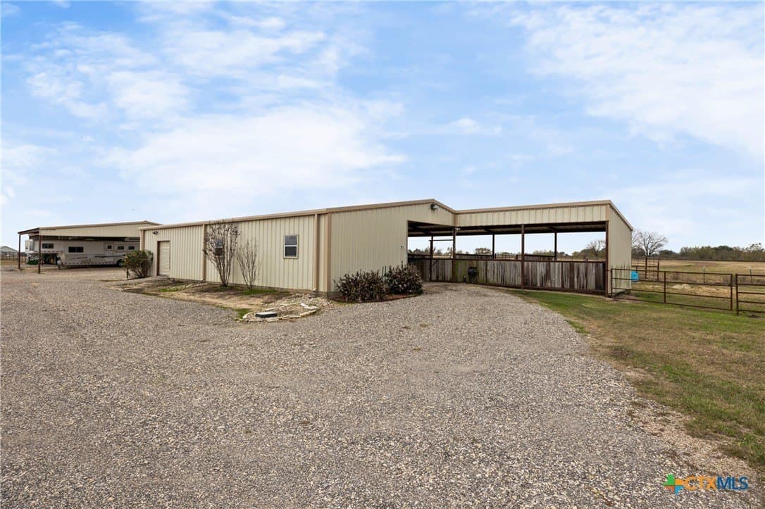 28.08 acres in Falls County - photo 33