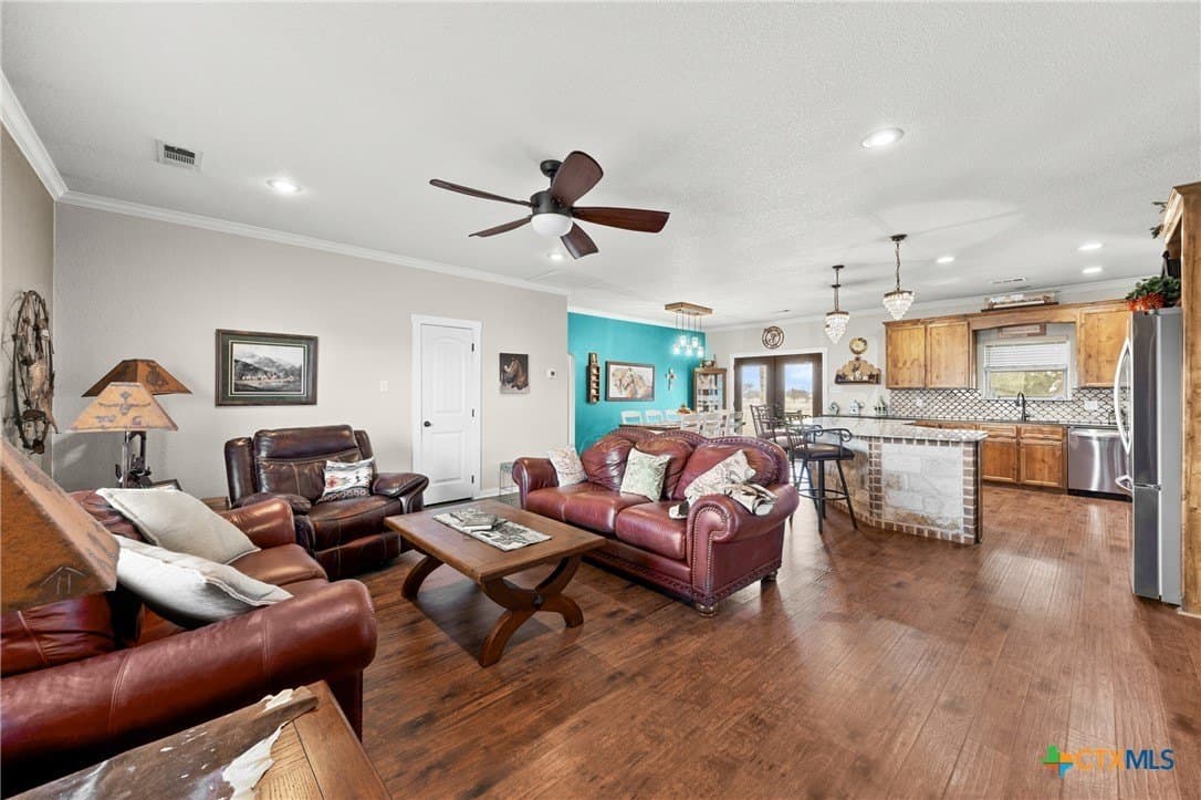 28.08 acres in Falls County featured view