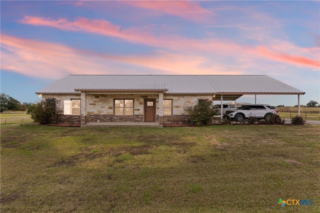 28.08 acres in Falls County gallery image 2