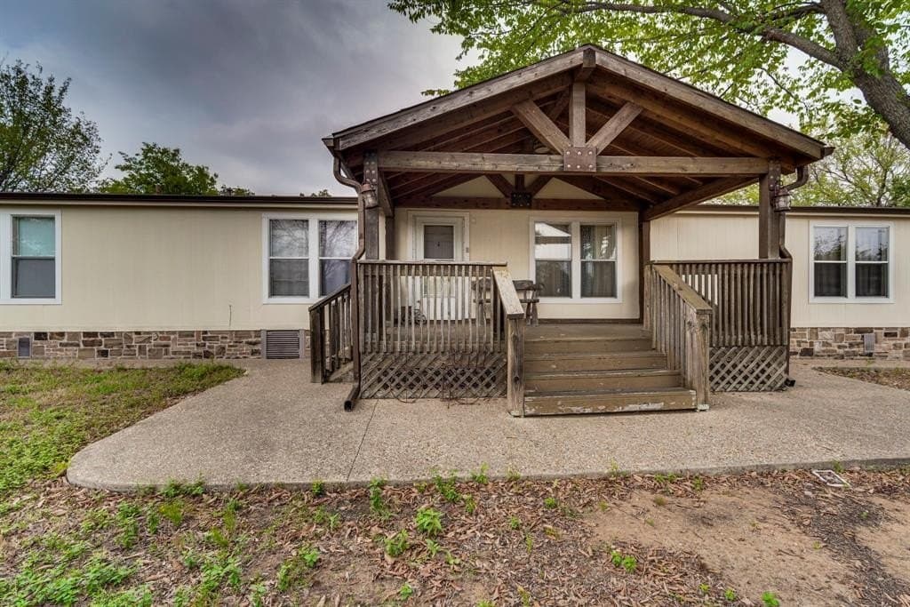 15.53 acres in Tarrant County gallery image 4