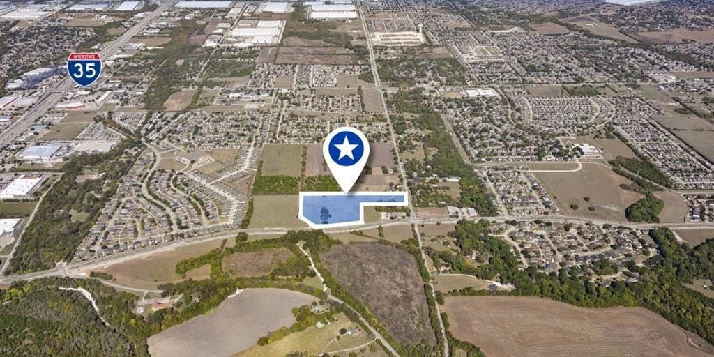 11 acres in Dallas County