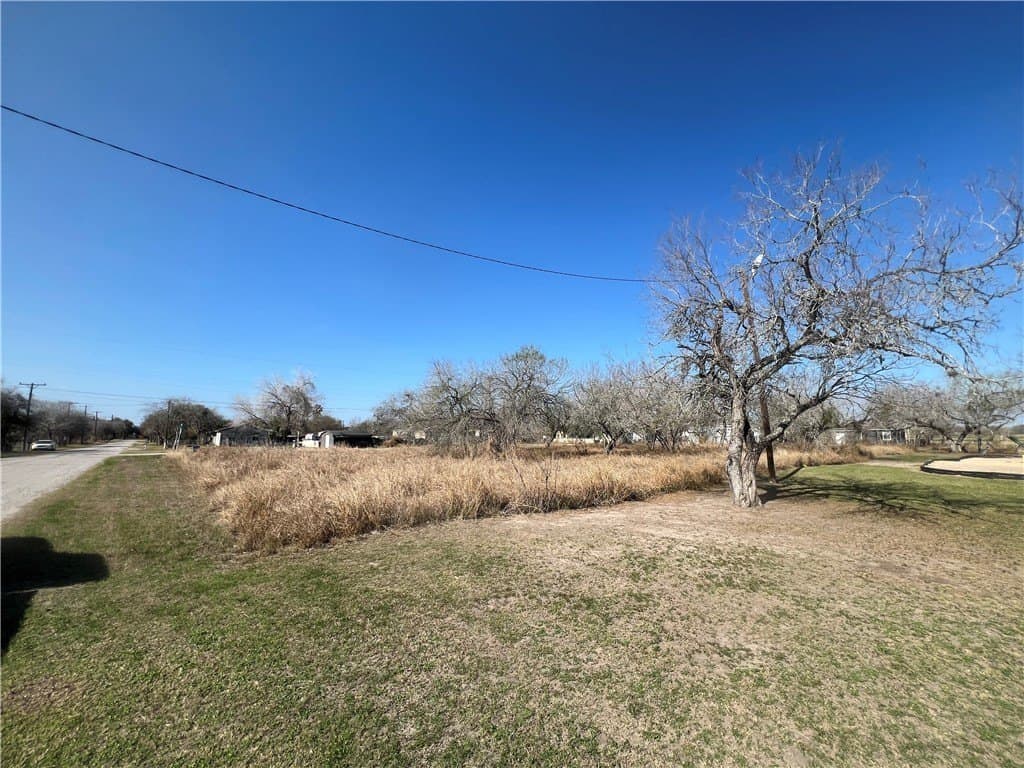 0.57 acres in San Patricio County - photo 12