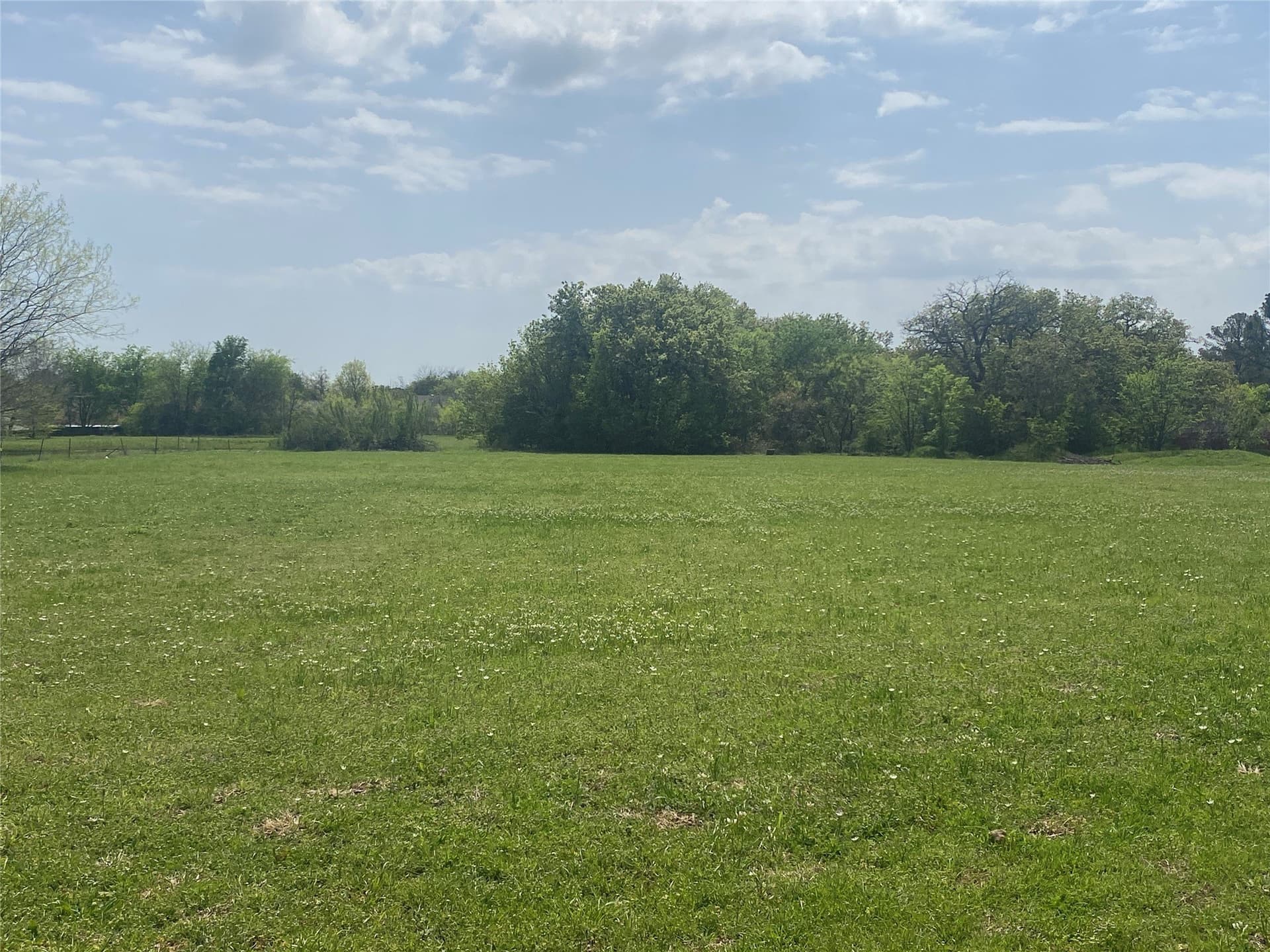 1.25 acres in Tarrant County - photo 28